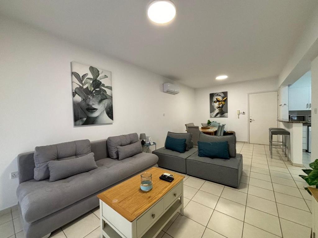 Cozy Apartment In Paphos Beautiful Complex Luaran gambar