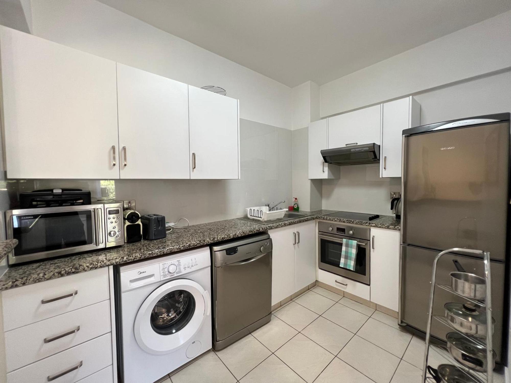Cozy Apartment In Paphos Beautiful Complex Luaran gambar