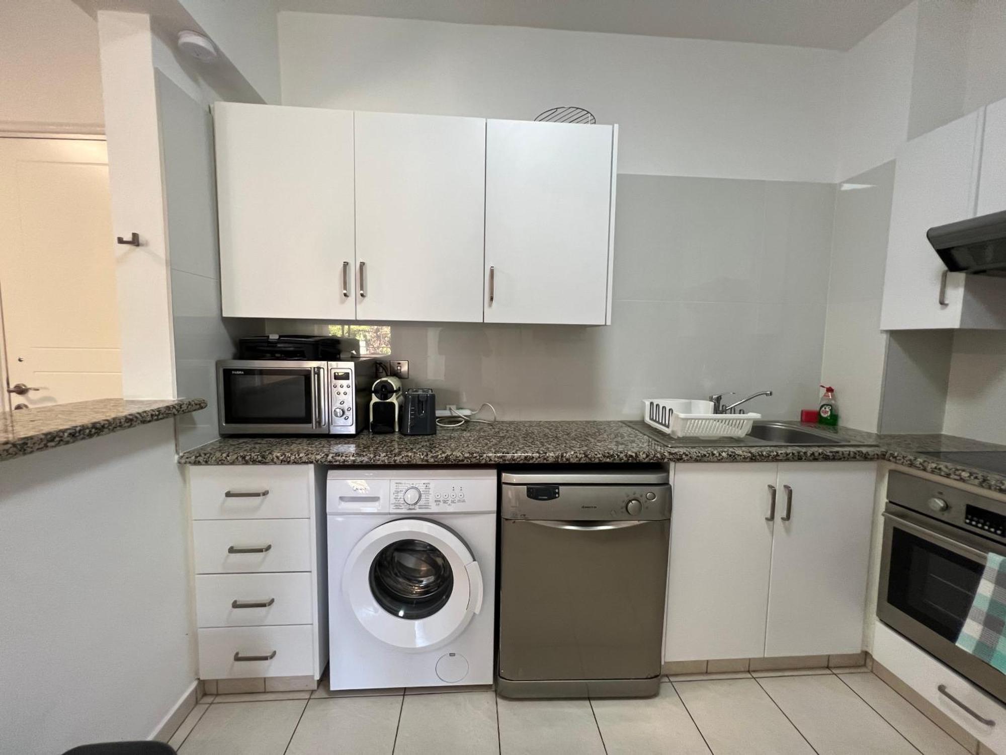 Cozy Apartment In Paphos Beautiful Complex Luaran gambar