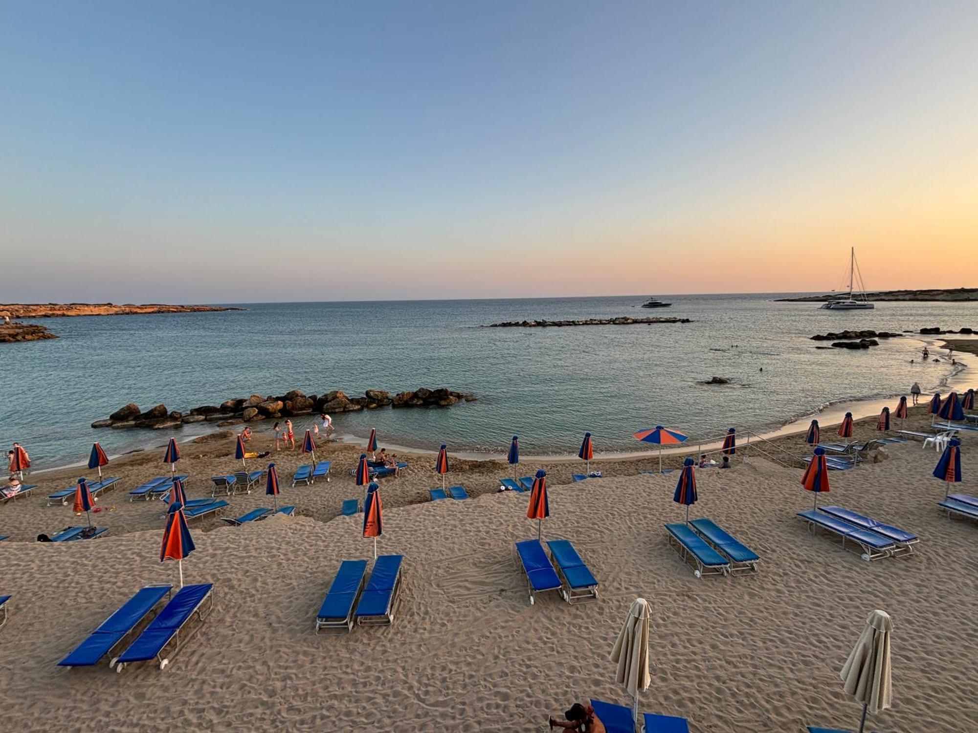 Cozy Apartment In Paphos Beautiful Complex Luaran gambar
